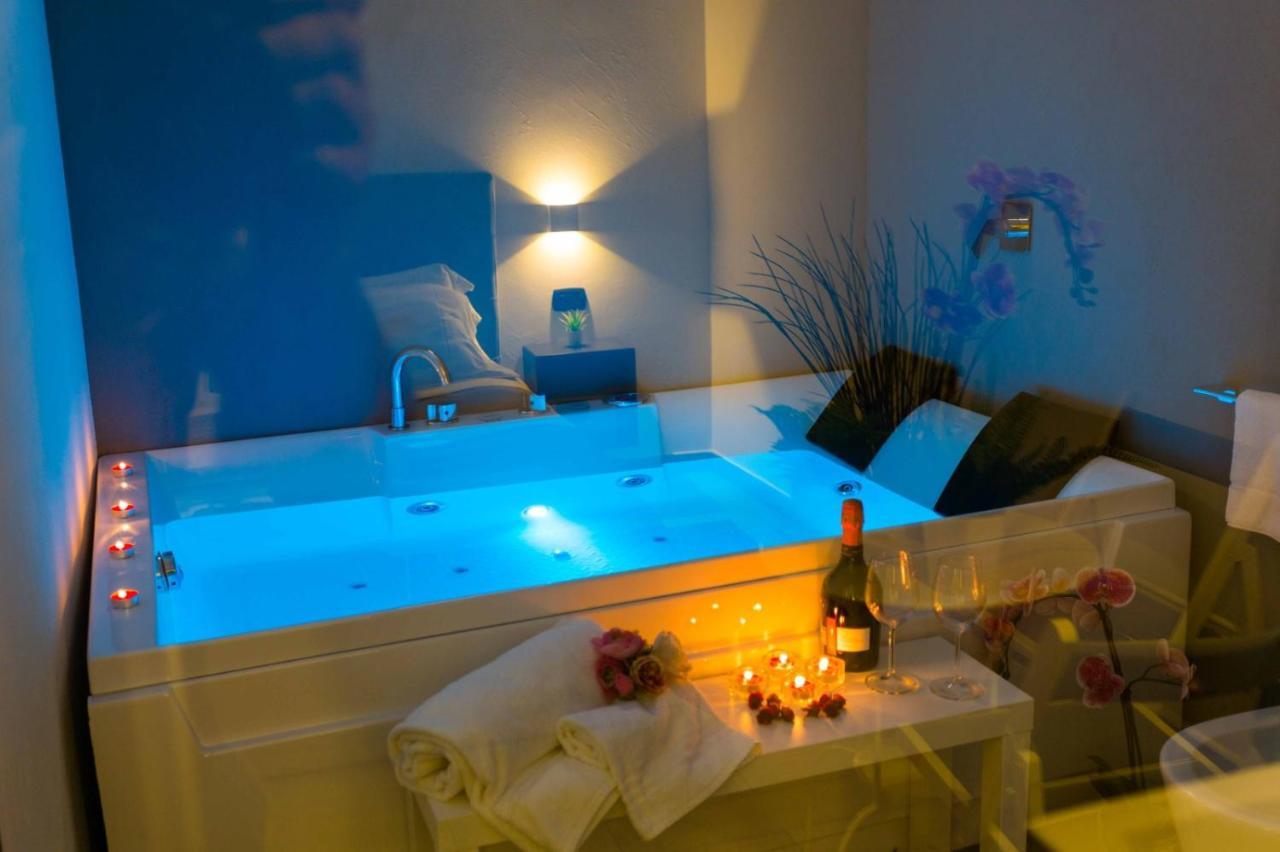 Etnea 208 Luxury Jacuzzi *