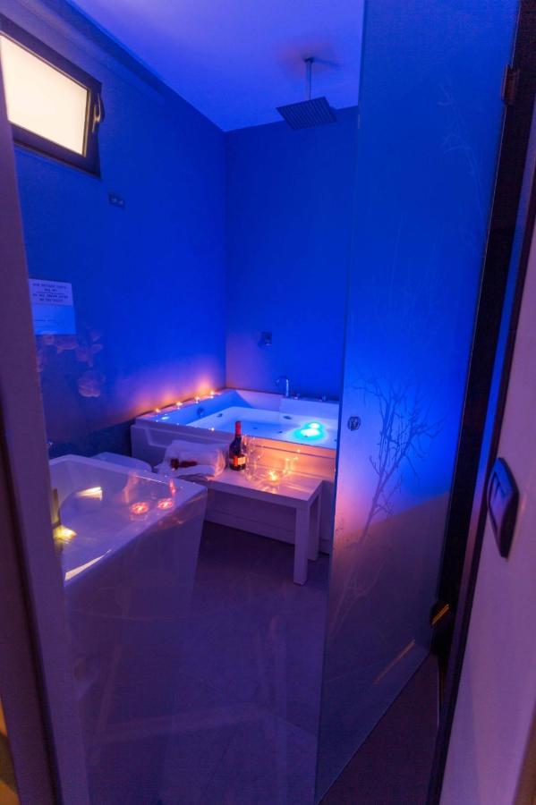 Etnea 208 Luxury Jacuzzi
