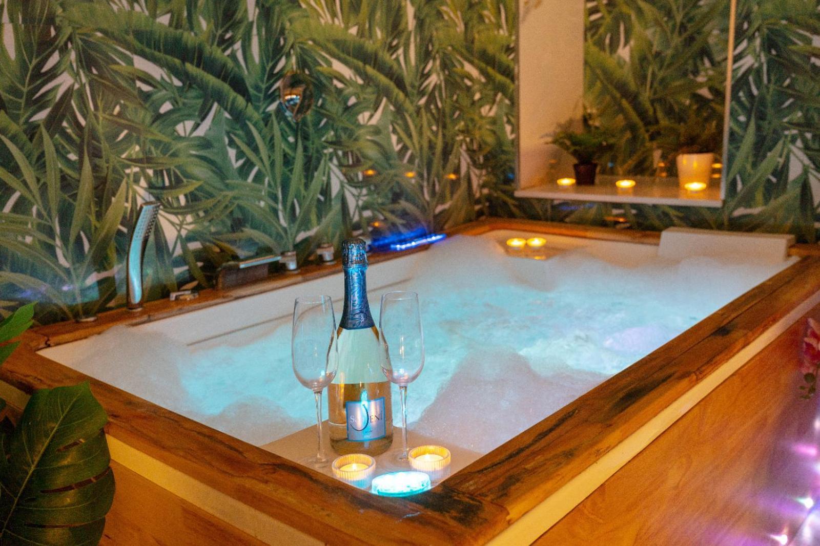 Etnea 208 Luxury Jacuzzi * CTA
